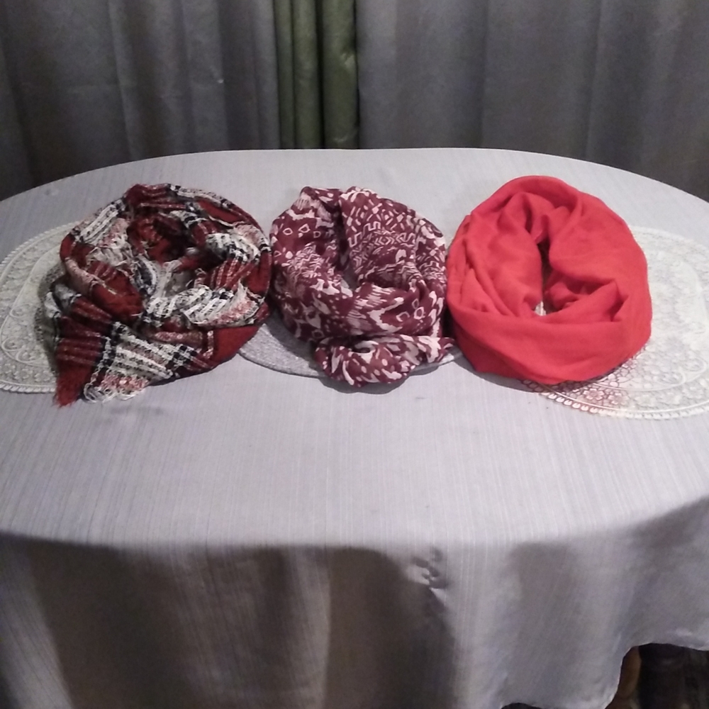 Bundle of 3 infinity scarfs